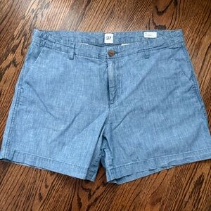 GAP Women's City shorts - Size 12